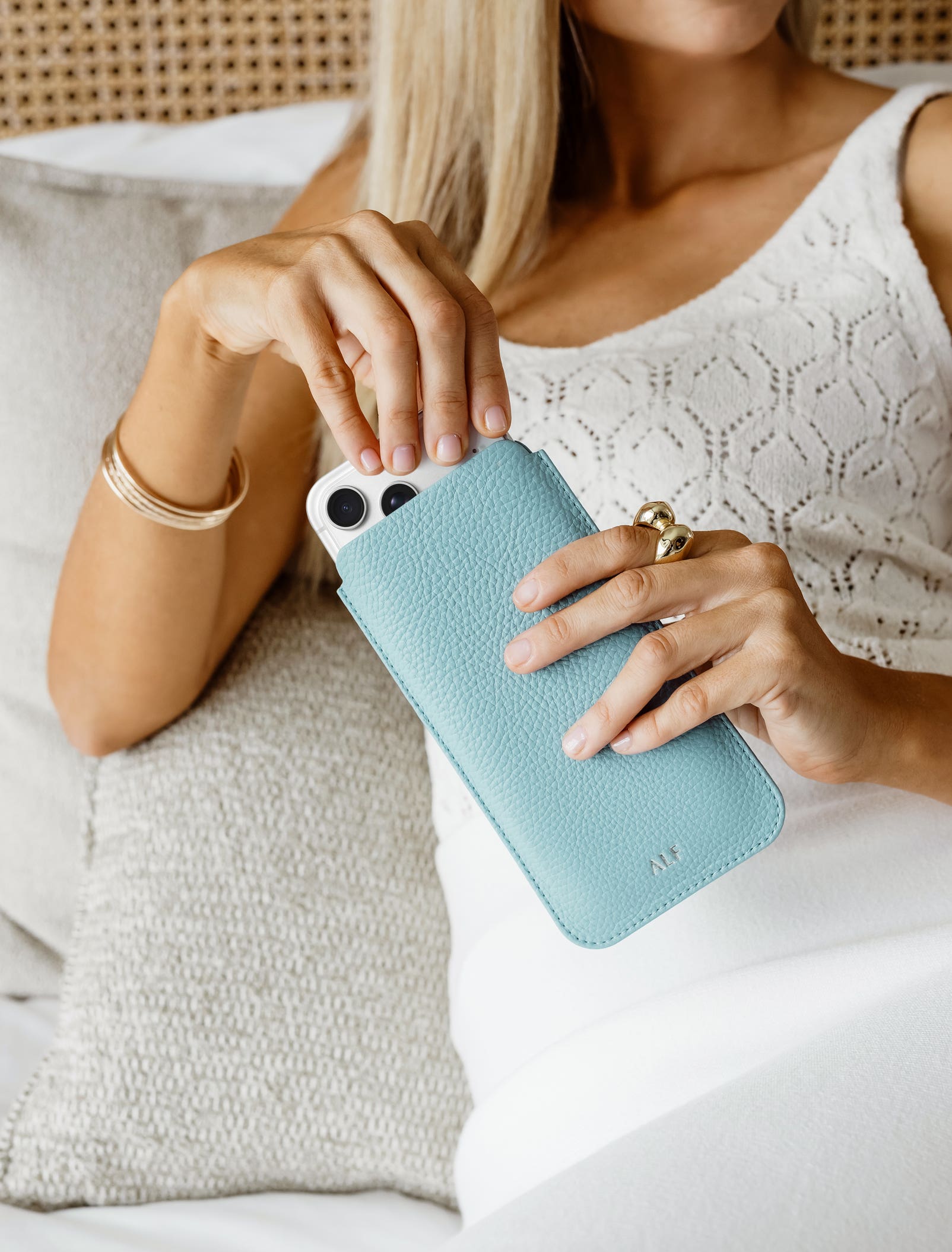 iPhone 17 Classic Sleeve Promo Image