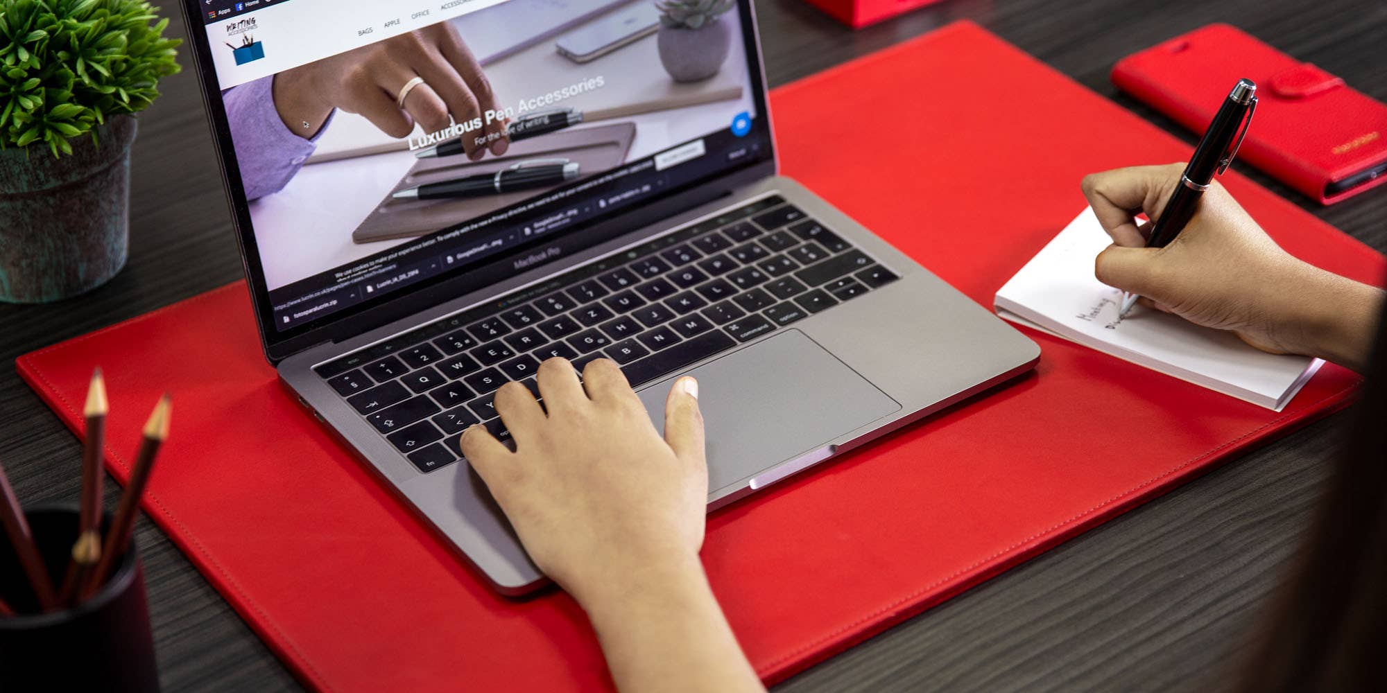 Desk pad for a classy and sophisticated office. Pick your favourite