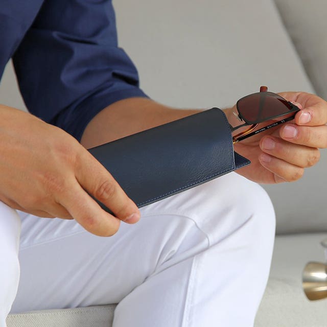 Case for standard size glasses